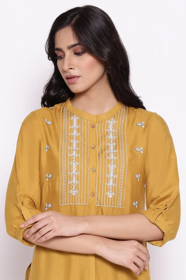 Mustard Yellow Staright Printed Kurta - Image 2