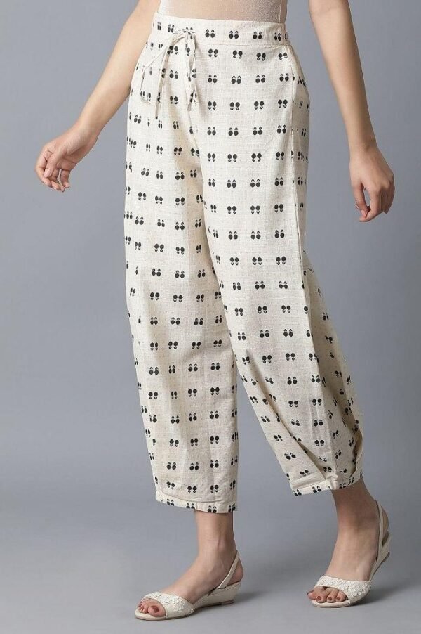 Ecru Ikkat Printed Carrot Pants - Image 3
