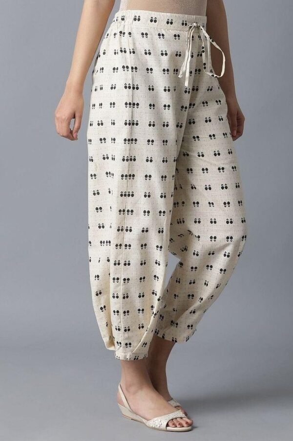 Ecru Ikkat Printed Carrot Pants - Image 4