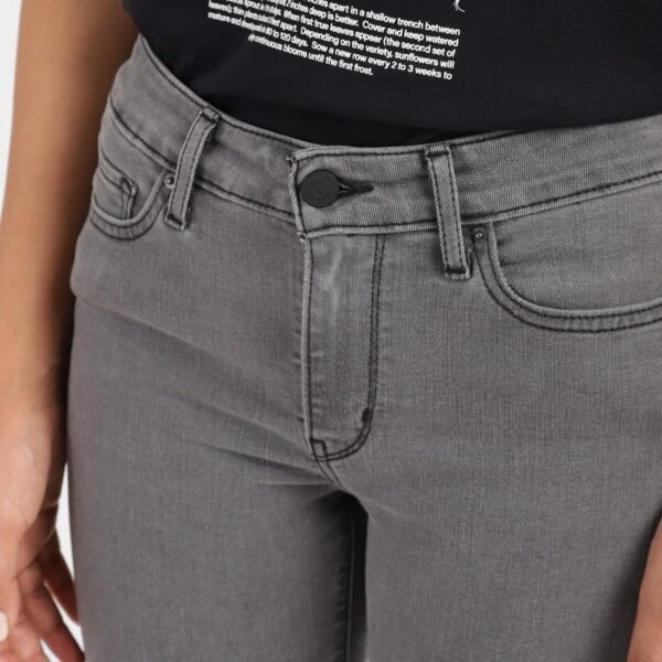 LEVI'S 711 Women Skinny Mid Rise Grey Jeans - Image 2