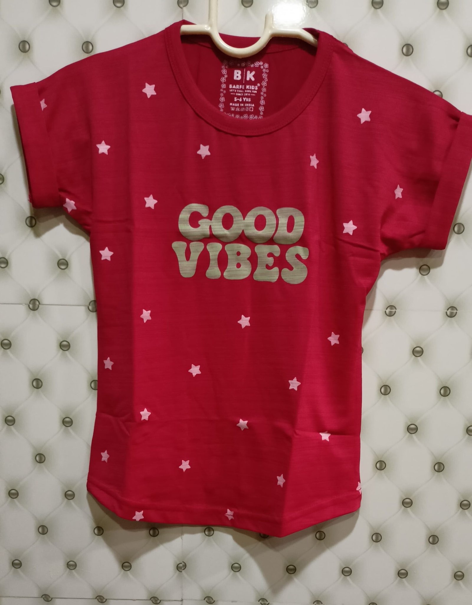 Girls Self Design Cotton Blend Regular T Shirt