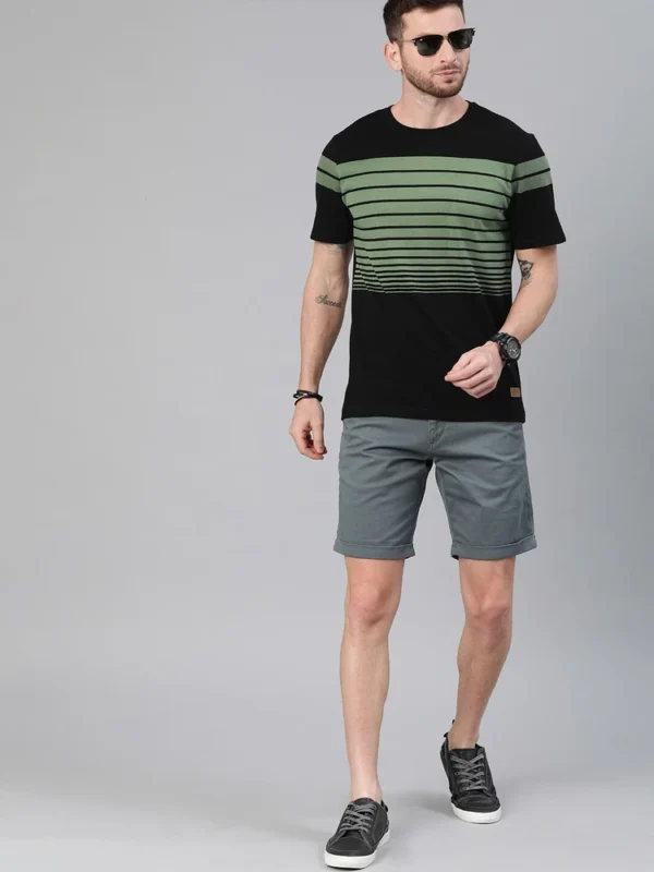 Roadster Men Striped Round Neck Pure Cotton Black T-Shirt