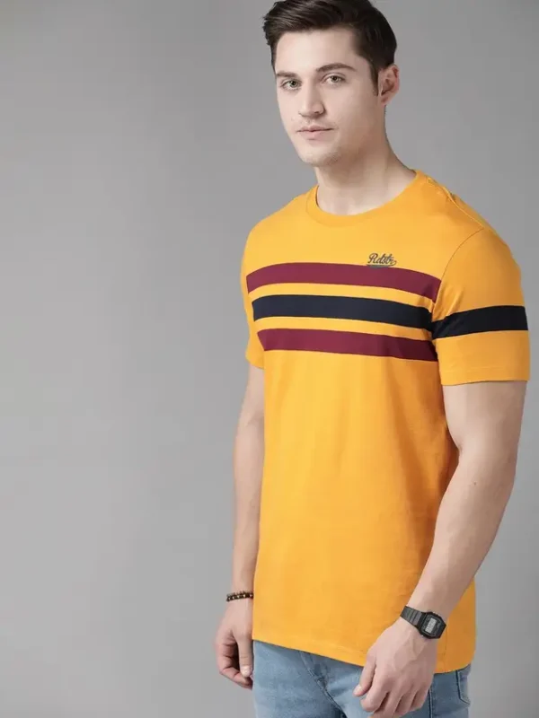 Roadster Men Striped Round Neck Pure Cotton Yellow T-Shirt