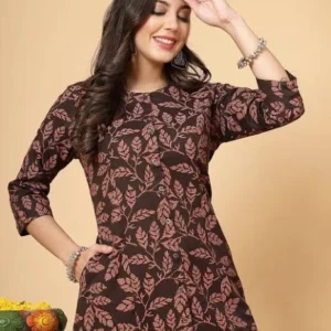 KW Floral Printed Round Neck Straight Kurta