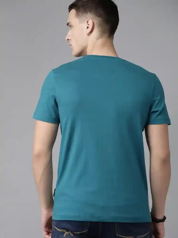 Roadster Men Blue White Pure Cotton Colourblocked Round Neck Pure Cotton T-shirt - Image 4